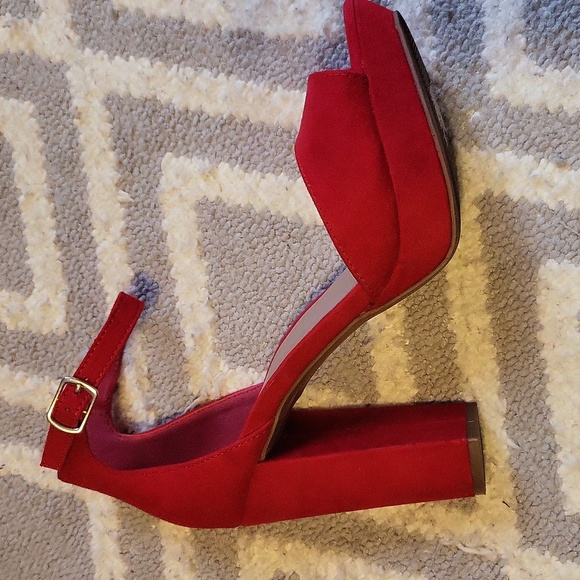 Maison Jules red Platforms  shoes - Picture 7 of 9